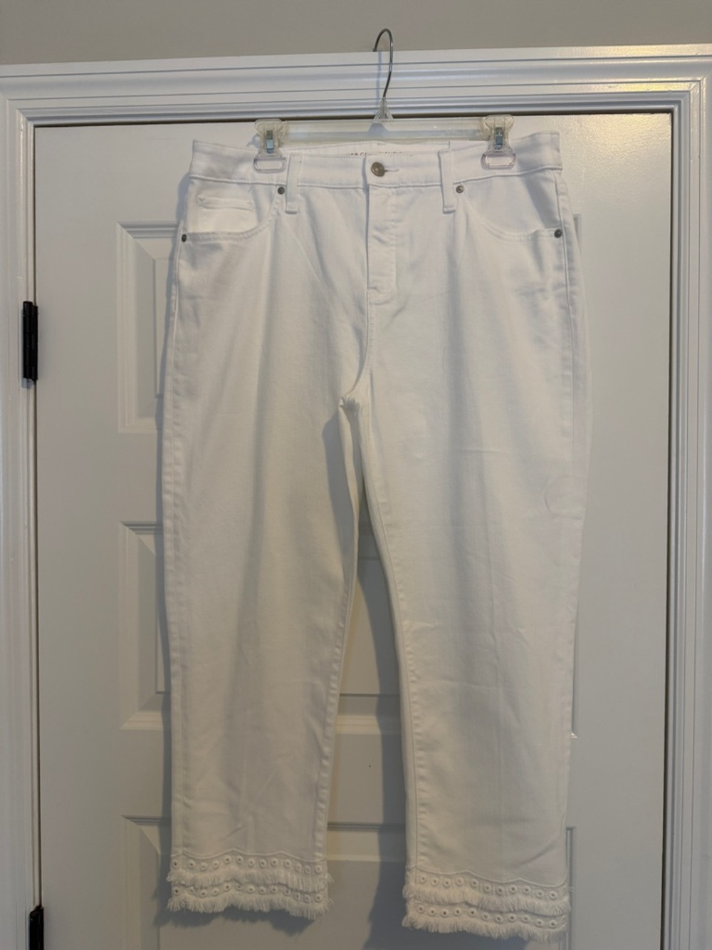 Chico's White Cropped Eyelet-Hem Jeans